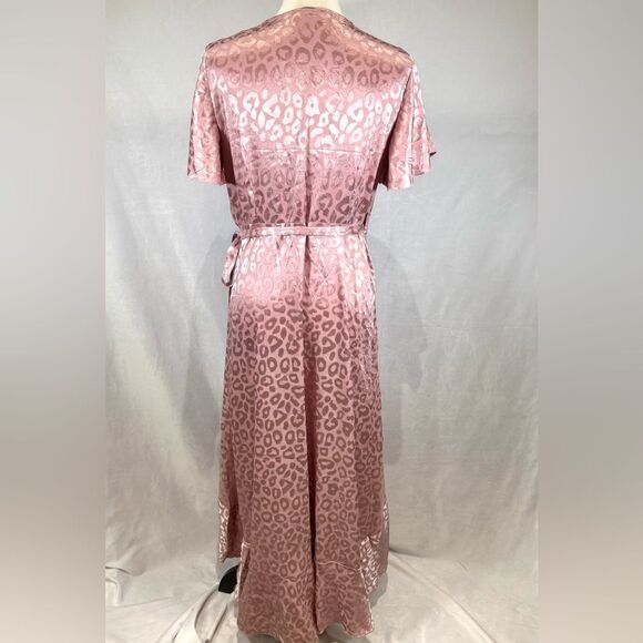 Pink blush leopard animal print satin true wrap maxi dress size medium - Picture 7 of 10